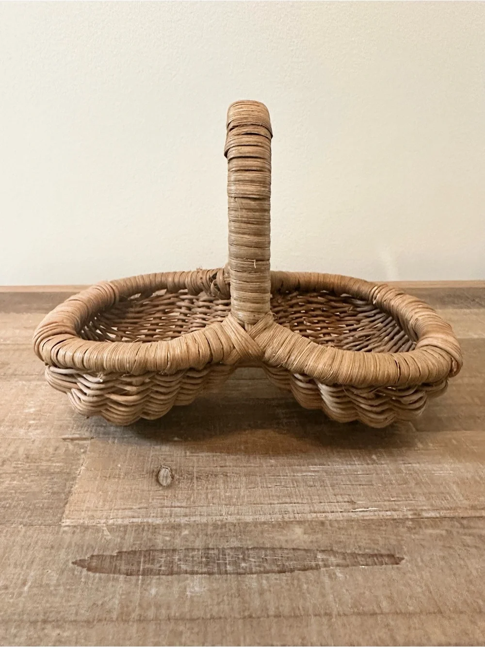Vintage Woven Grape Egg Gathering Double-Compartment Basket Handle Natural Brown